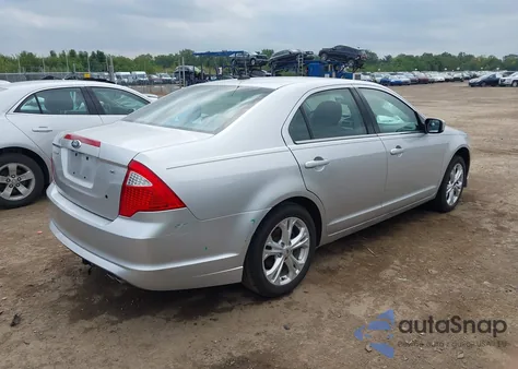2012 Ford Fusion Se z USA, uszkodzony, nr VIN 3FAHP0HA6CR245164